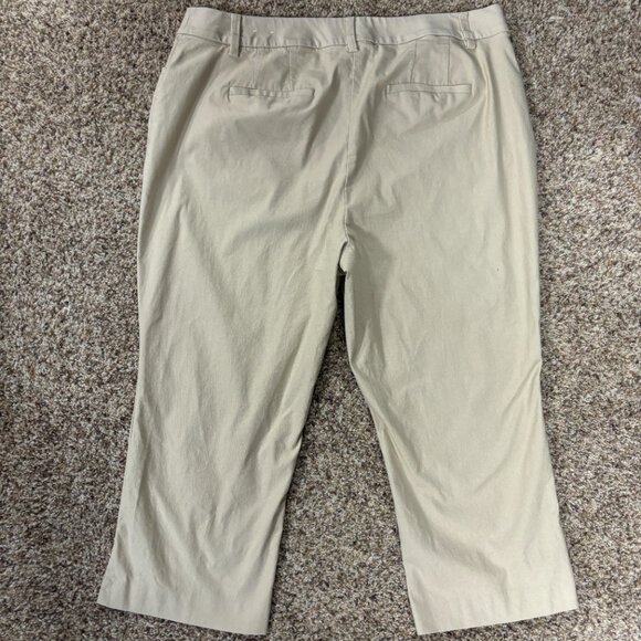 Lane Bryant Khaki Crop Pants - Women's Size 20 - 1798 - Picture 3 of 4